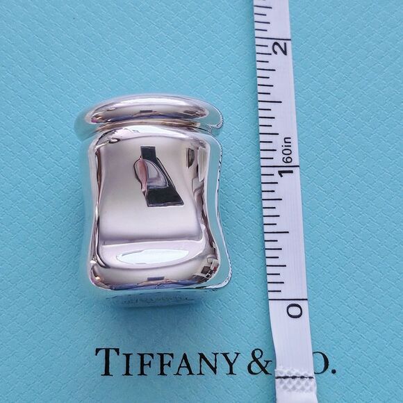 RARE Tiffany & Co. Elsa Peretti Thumbprint Pillbox Sterling Silver - Picture 6 of 7